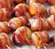 Cartofi cu bacon - cum să gătești copți la cuptor conform rețetelor pas cu pas cu fotografii