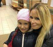 Nikahsız koca, Dana Borisova'dan nafaka davası açtı Dana Borisova'nın ilk kocası